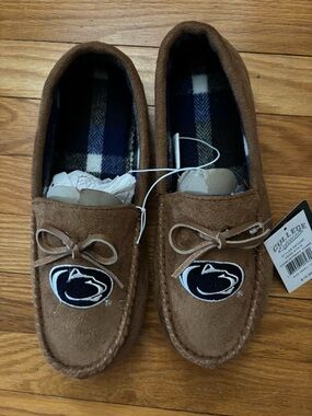 Penn State Suede Moccasin Slippers in Brown size 7/8